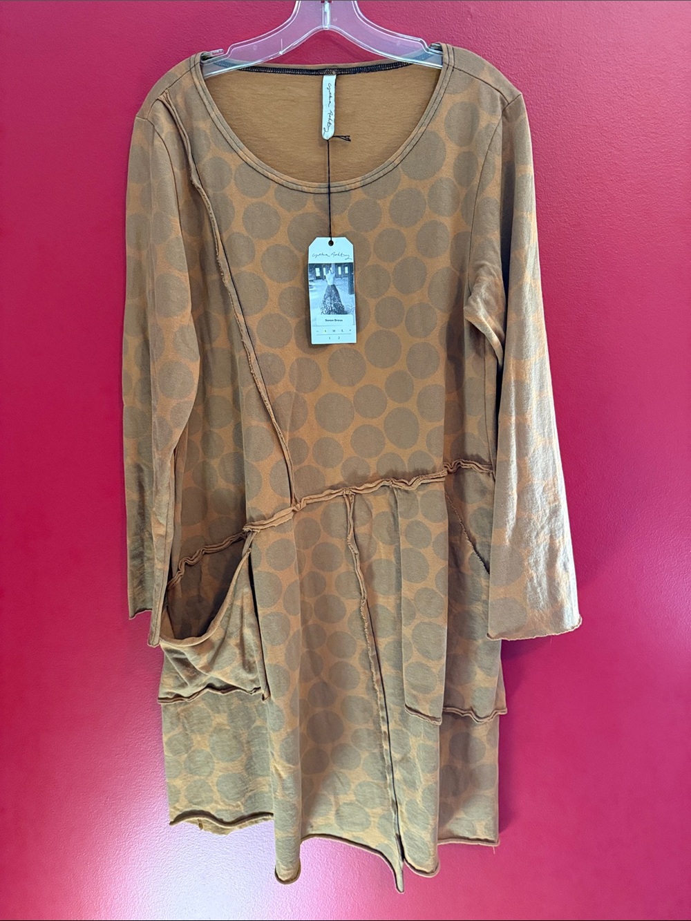 NWT Cynthia Ashbury Gold w/ Gray Polka Dots Knit 
T-Shirt Dress